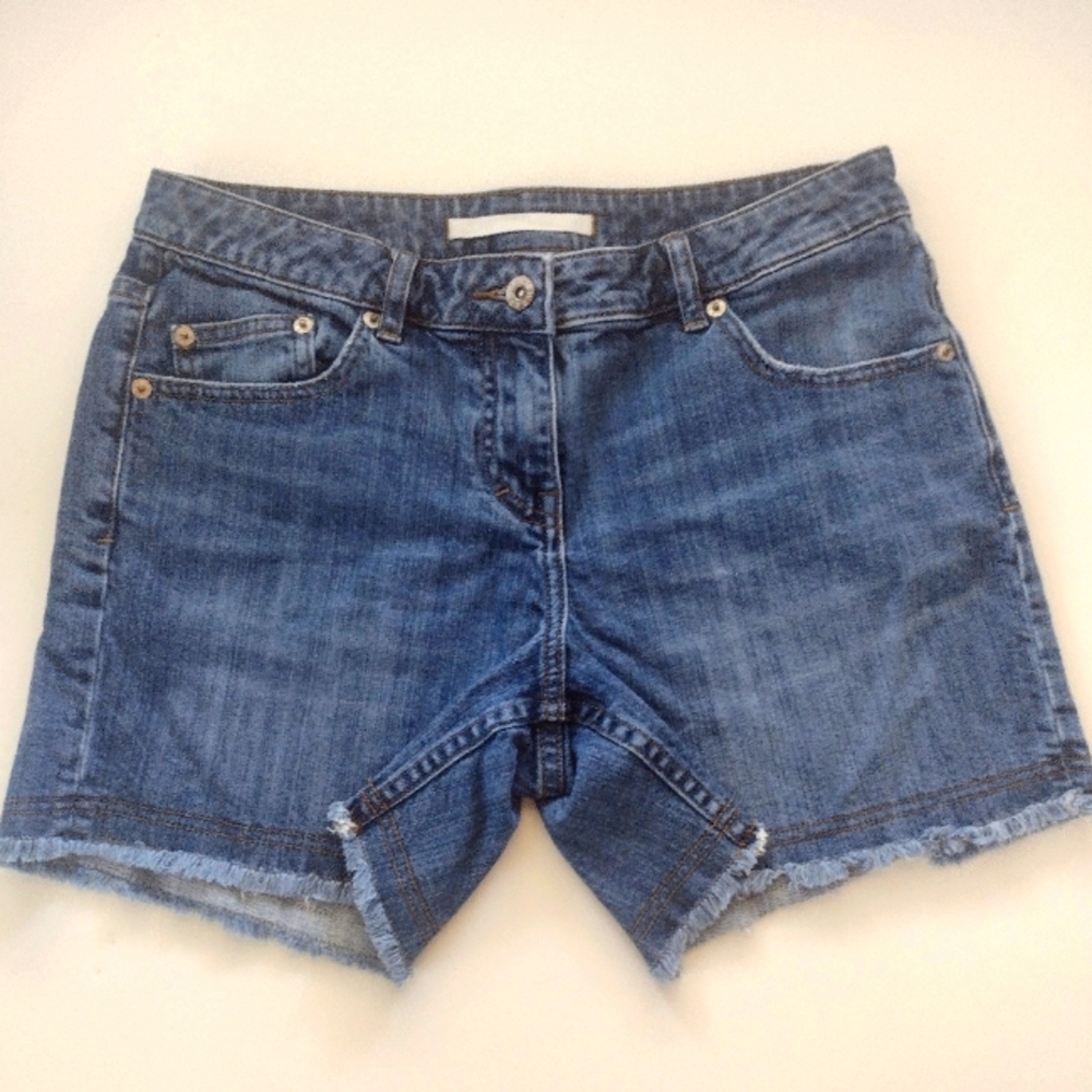 Wrap London Blue Jean Shorts Raw Hem 5" Inseam Size 6 US Size 10 UK